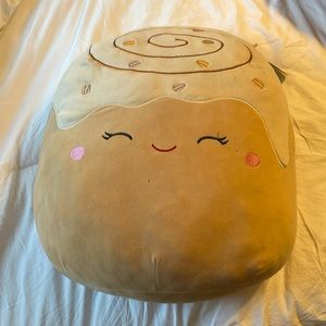16” cinnamon roll squishmallow (still with original tags)